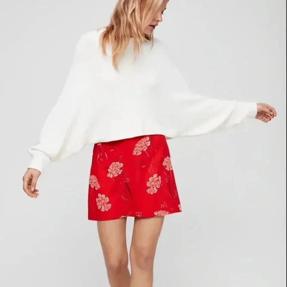 Aritzia Wilfred Mimi Chenille Knit Dolman Sleeve Cropped Sweater  White Sz Small - Picture 2 of 7